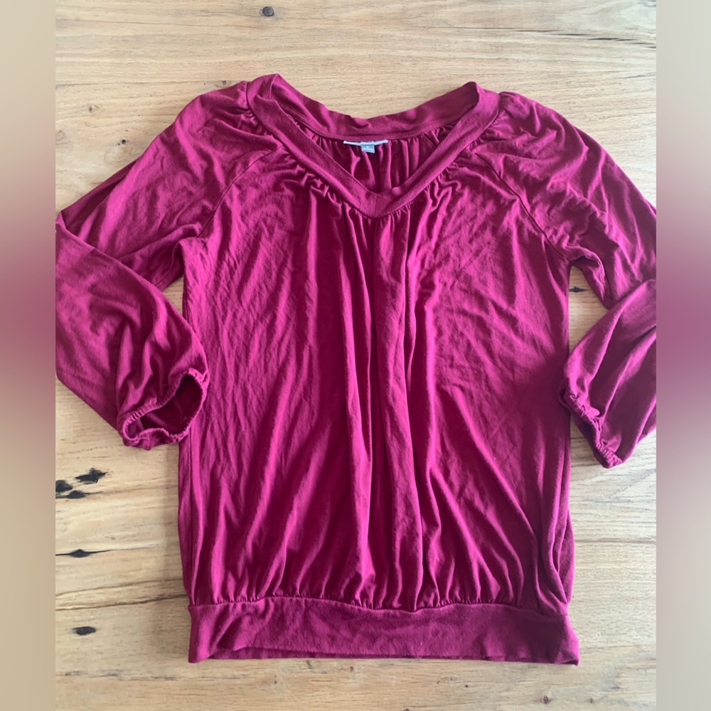 JM Collections Raglan 3/4 Sleeve Maroon V Neck pullover Top Women’s Small prelov